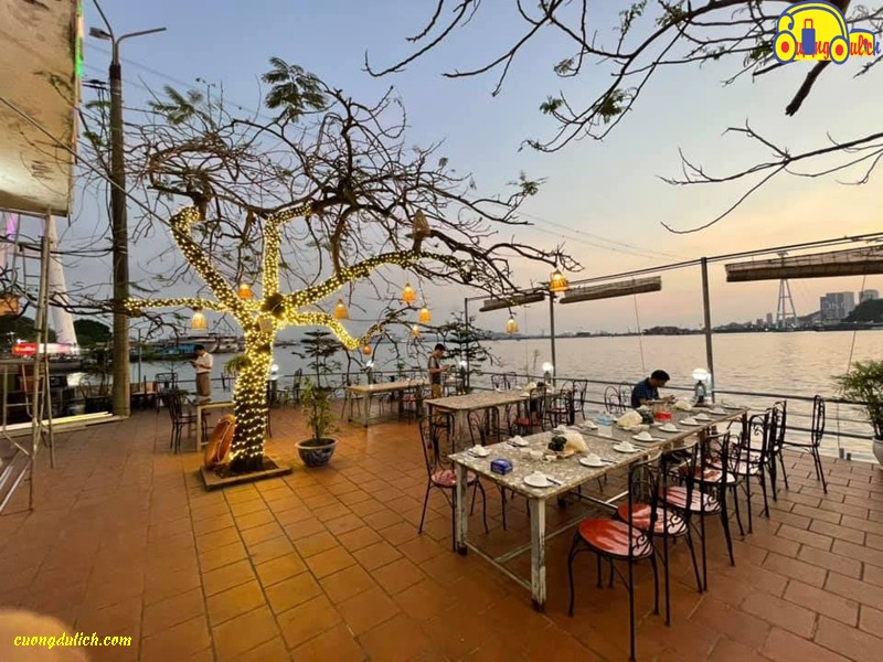 Top 10 nhà hàng hạ long nổi tiếng với món ăn ngon lại có view bao đẹp