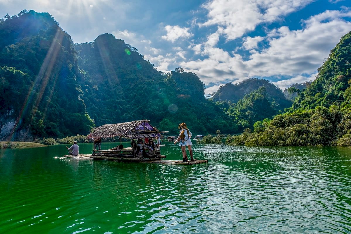 Hồ Nông Dùng Lạng Sơn