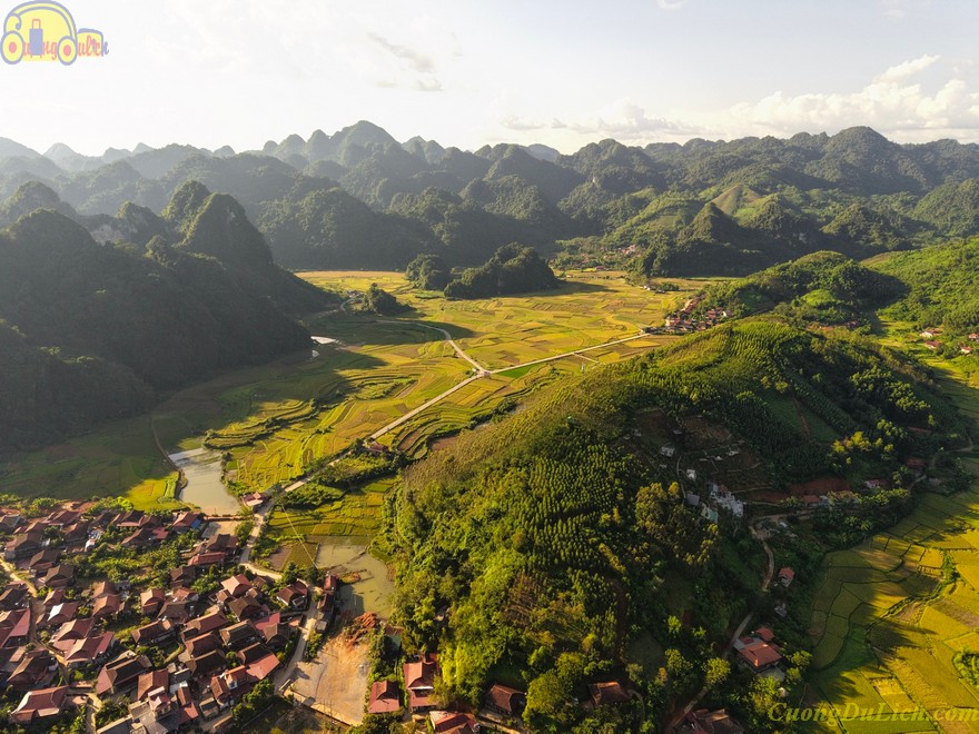 lang-du-lich-cong-dong-2 lang-du-lich-cong-dong-2