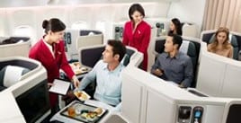Có nên ăn trên máy bay không?